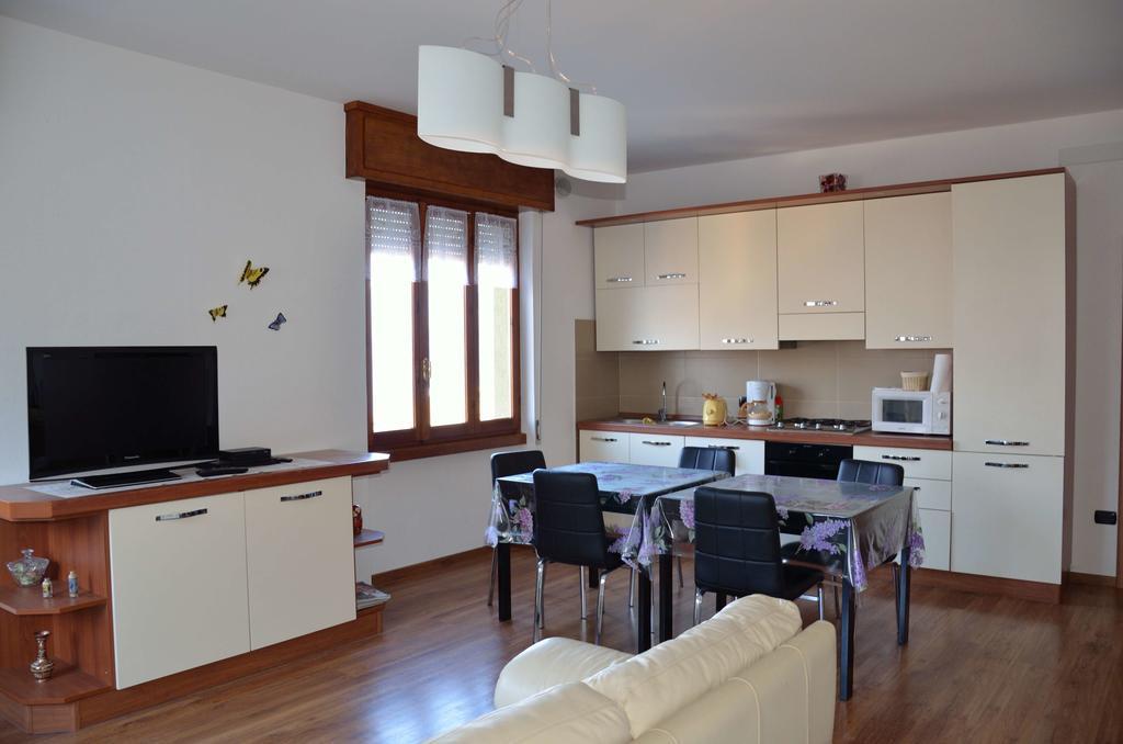 B&B Sosta Sul Lago Lezzeno Kültér fotó