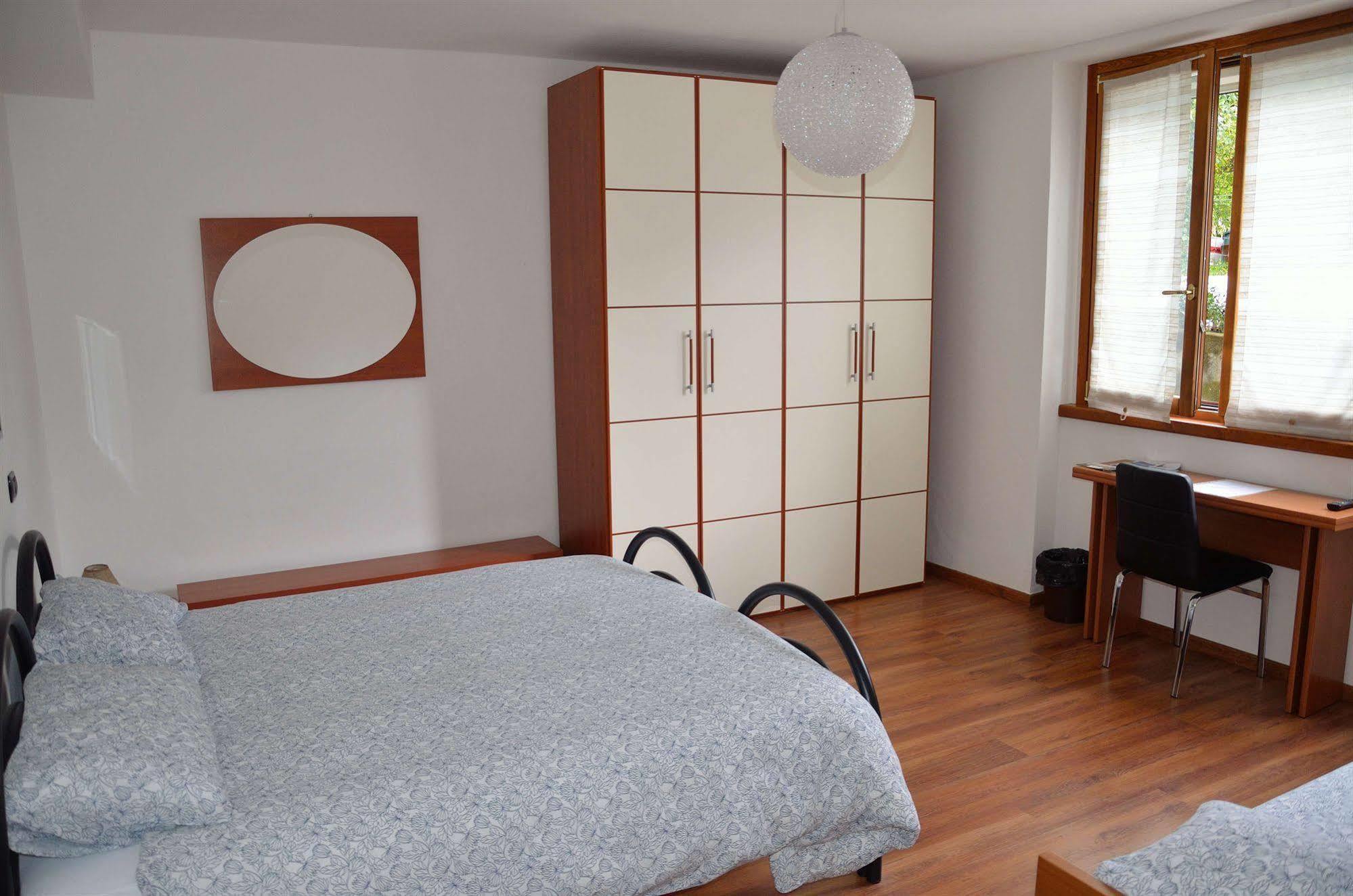 B&B Sosta Sul Lago Lezzeno Kültér fotó